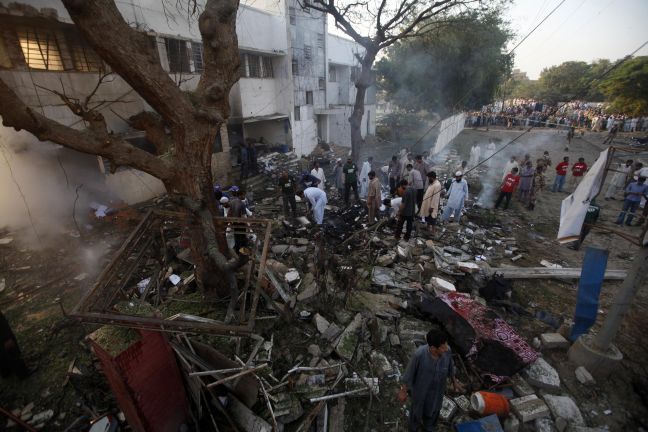 Επίθεση αυτοκτονίας με έξι νεκρούς στο Πακιστάν