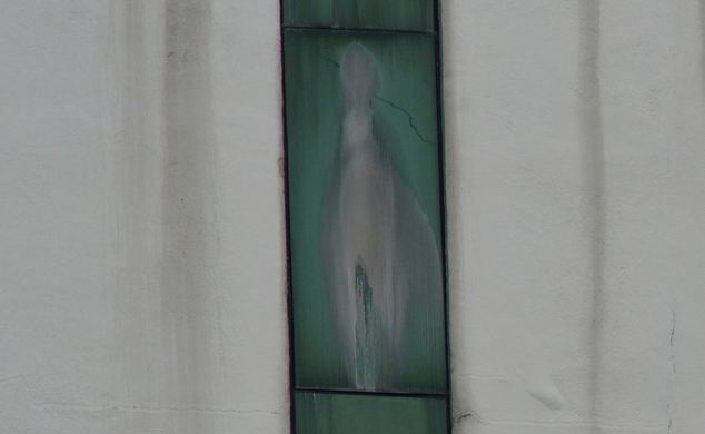 Πιστοί «είδαν» την Παρθένο Μαρία σε παράθυρο νοσοκομείου