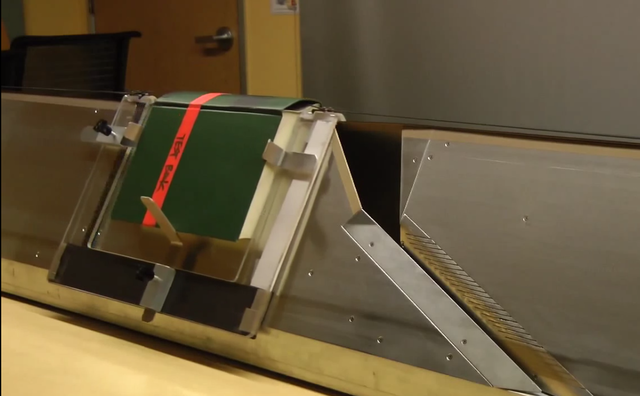 Η Google κατασκεύασε αυτόματο scanner βιβλίων