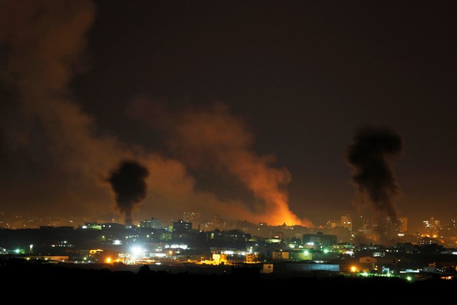 Ισραηλινά πολεμικά αεροσκάφη βομβάρδισαν το λιμάνι της Γάζας