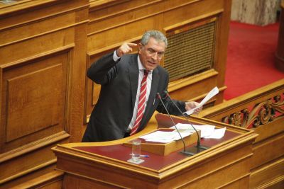 Καπερνάρος: Κλίνω προς το «όχι»