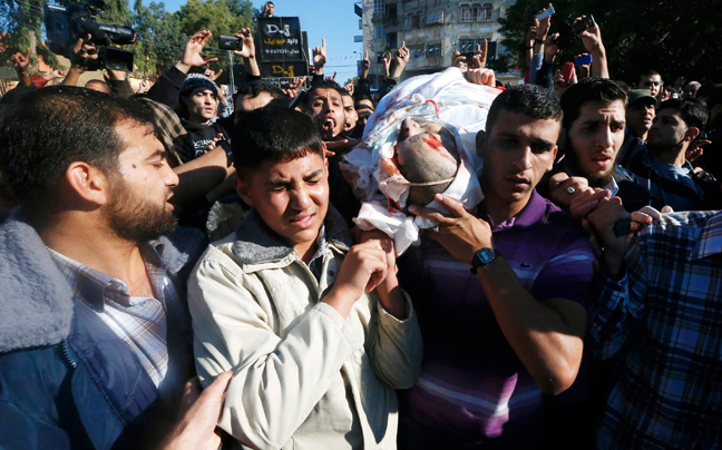 Χιλιάδες Παλαιστίνιοι στην κηδεία Τζαμπάρι