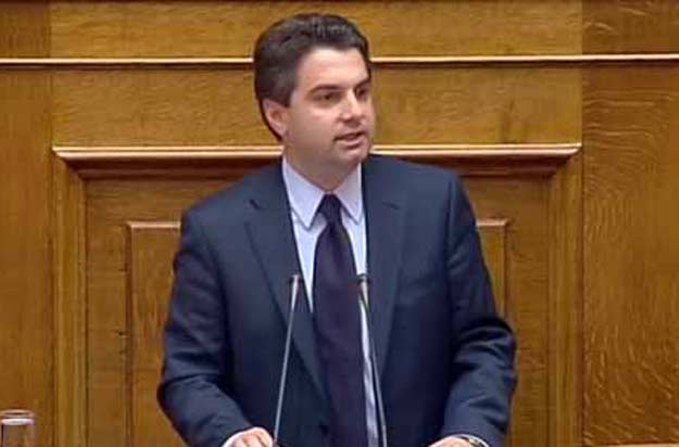 Αντιδρά το ΠΑΣΟΚ για τις μετακινήσεις με τα προεδρικά αεροσκάφη