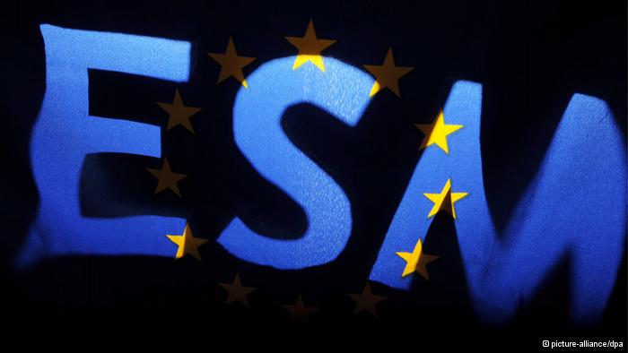 Εγκρίθηκε η εκταμίευση των 7,5 δισ. ευρώ για την Ελλάδα από τον ESM