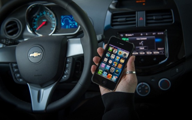 Η GM ανακοίνωσε την υποστήριξη του Siri στα οχήματα της