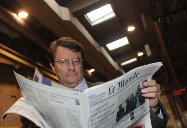 Πέθανε ο διευθυντής σύνταξης της Le Monde