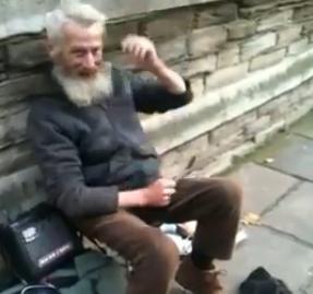 Μουσική συνοδεία με… κουτάλια