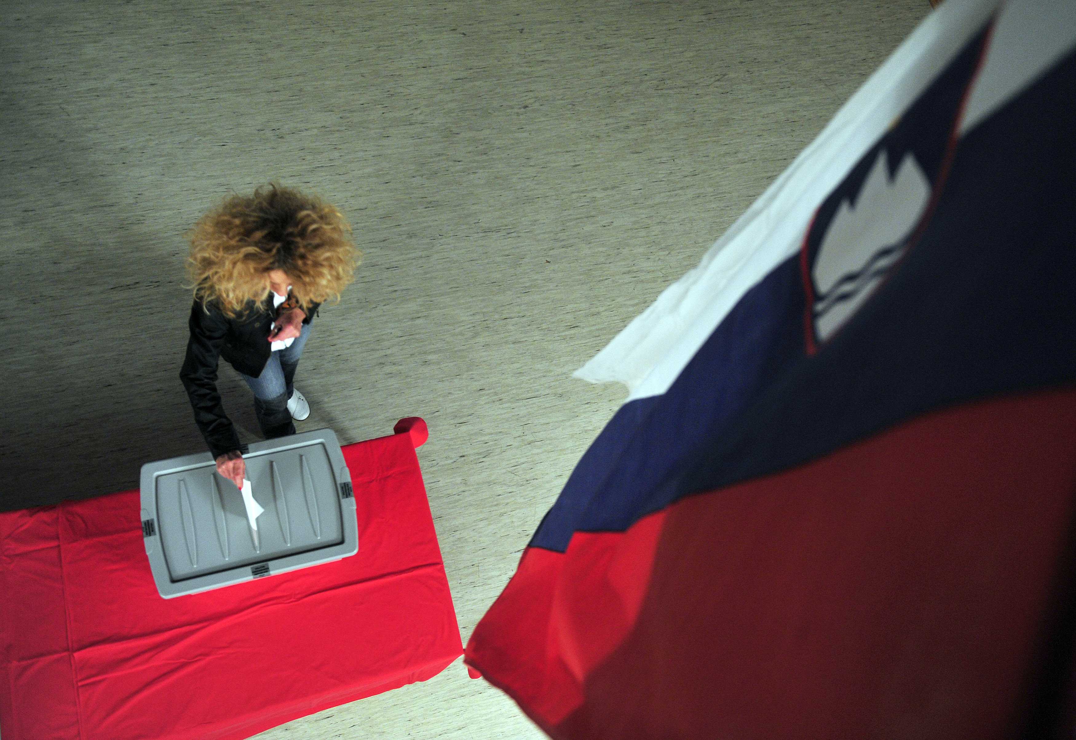 Δεύτερος γύρος προεδρικών εκλογών στη Σλοβενία