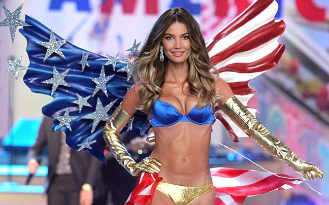 Πάνω απ&#8217; όλα μάνα η Lily Aldridge
