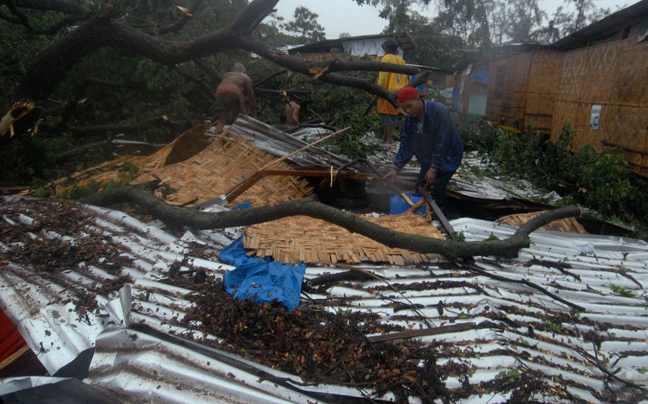 Φωτογραφίες από το φονικό τυφώνα στις Φιλιππίνες