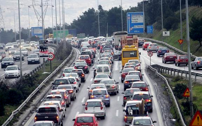 Καραμπόλα στη Θεσσαλονίκη λόγω παγετού