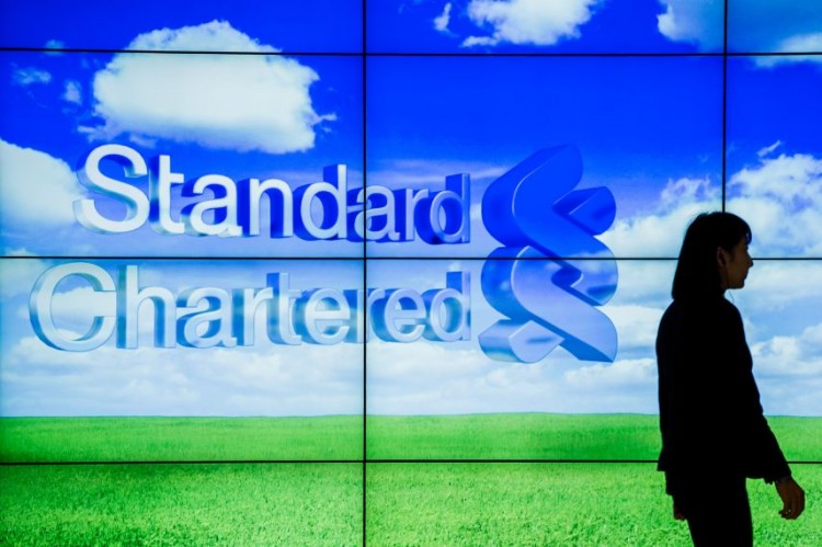 Ζημία 327 εκατ. δολαρίων για την Standard Chartered