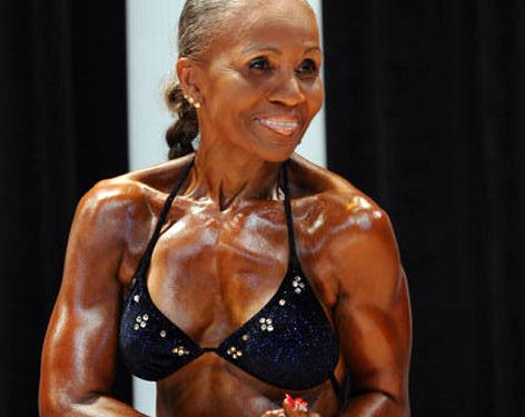 Η γηραιότερη γυναίκα bodybuilder