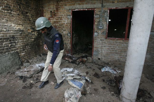 Δεκαπέντε τραυματίες από βόμβα στο Πακιστάν