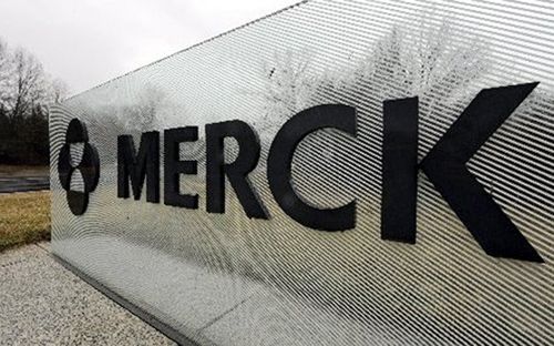 Ψαλιδίζονται 8.500 θέσεις στη φαρμακευτική Merck