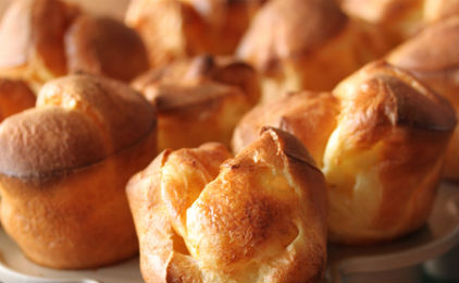 Popovers με θυμάρι και ζυμήθρα Ήπειρος