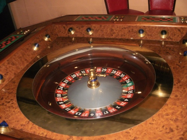 Εντοπίστηκε μίνι καζίνο στο Περιστέρι