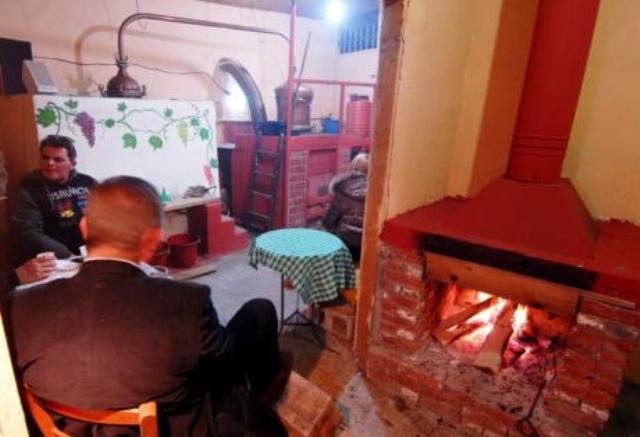 Δεκαετία του ’70 θυμίζουν οι φετινές γιορτές στην Πάτρα