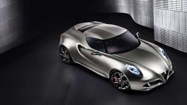 Μέσα στο 2013 έρχεται η νέα Alfa Romeo 4C