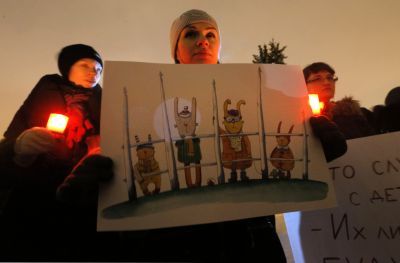 Απογοήτευση στις ΗΠΑ για την απαγόρευση υιοθεσιών