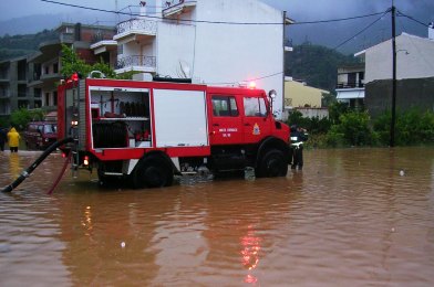 Σοβαρά προβλήματα από την κακοκαιρία στην Αθήνα