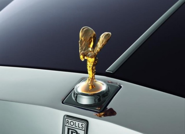 Τρία νέα αγαλματίδια για τη Rolls Royce