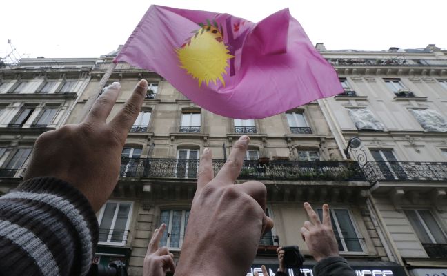 Τούρκους εθνικιστές κατηγορεί για το τριπλό φονικό το PKK