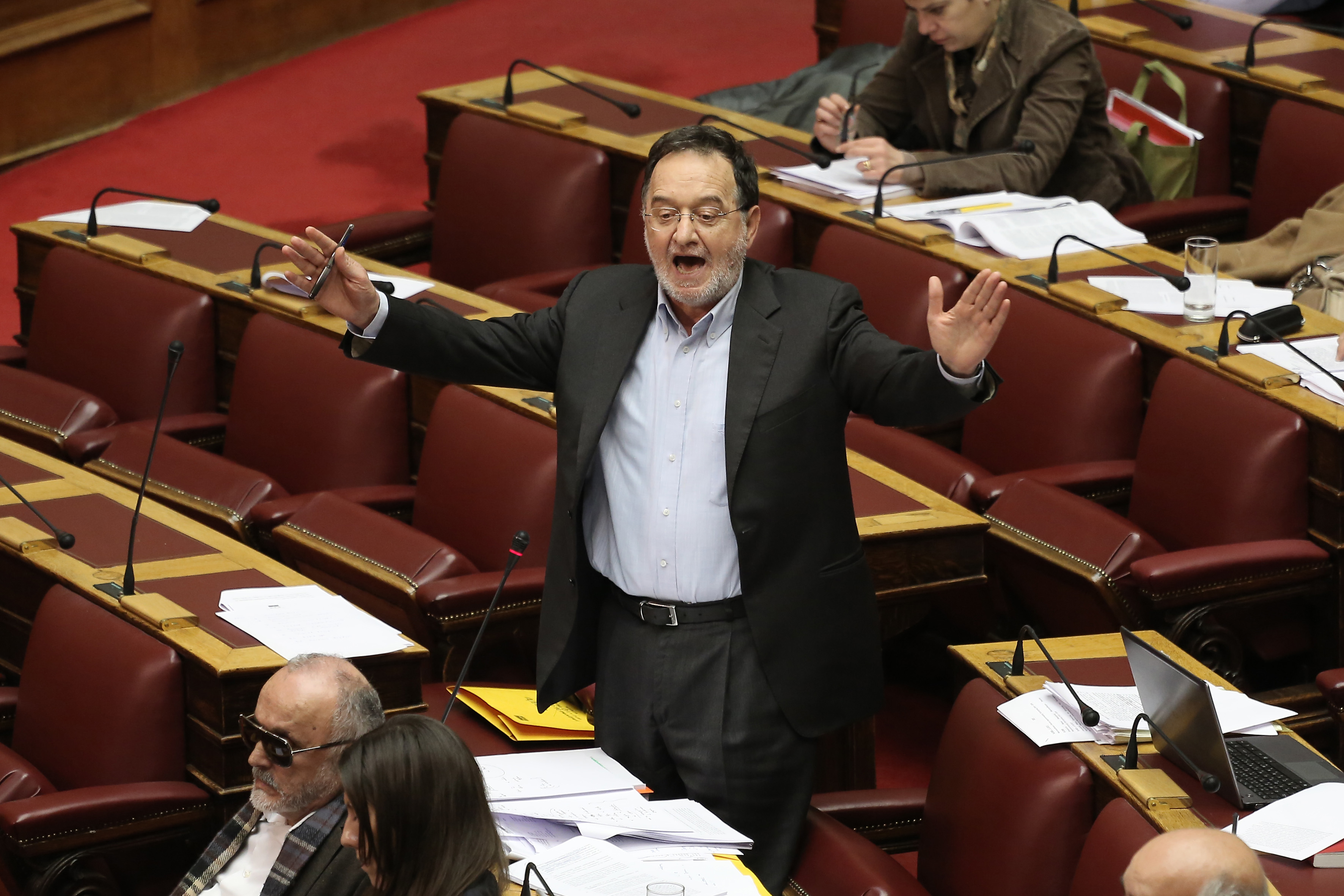 Αποχώρησε από τη Βουλή ο ΣΥΡΙΖΑ
