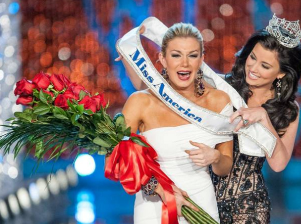 Η 23χρονη Mallory Hagan νέα «Μις Αμερική 2013»