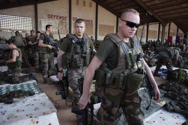 Στέλνει στρατεύματα στο Μάλι η Γαλλία