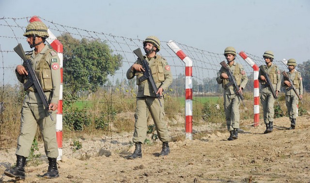 Νέες συγκρούσεις μεταξύ Πακιστανών και Ινδών στο Κασμίρ