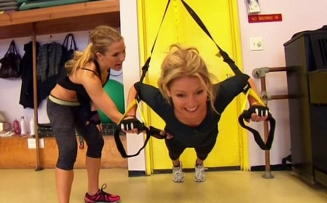 Η Kelly Ripa… ιδρώνει