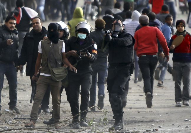 Νεκροί απο πυρά στην πλατεία Ταχρίρ του Καΐρου
