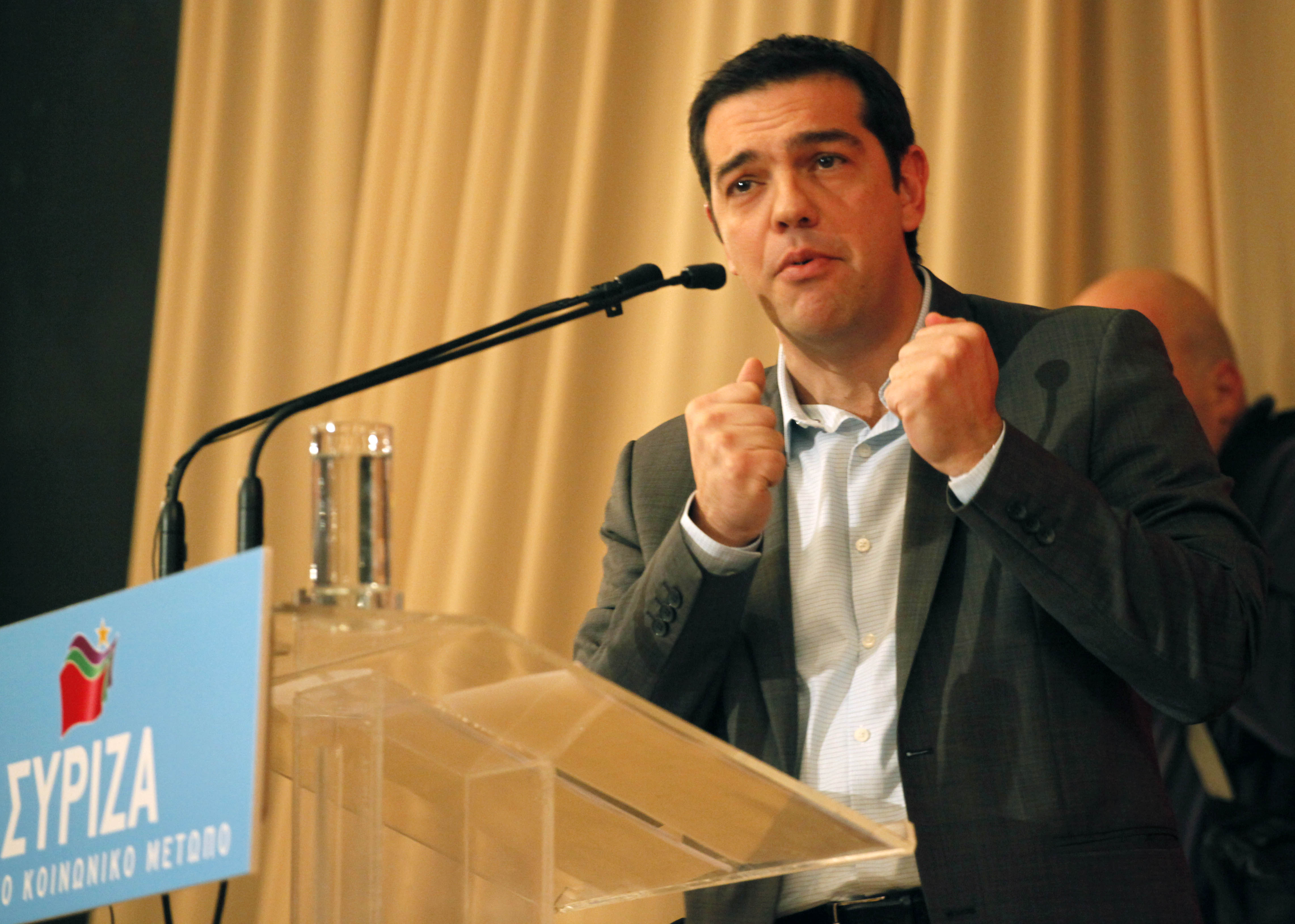 Πυρά Τσίπρα για την… επιστροφή της «μαμής» στα σπίτια