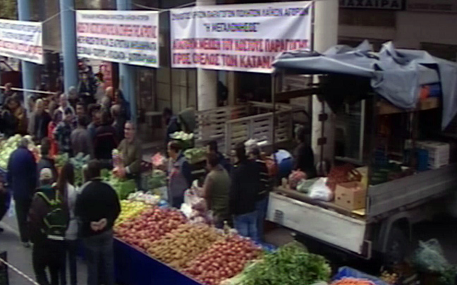 Παραγωγοί μοιράζουν 50 τόνους οπωρολαχανικών