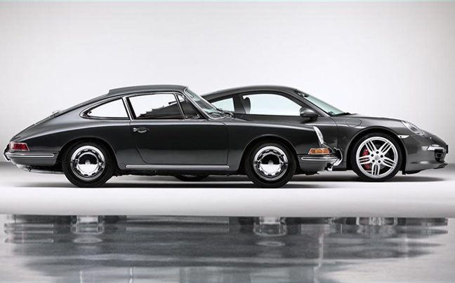 Έκλεισε τα 50 της χρόνια η Porsche 911