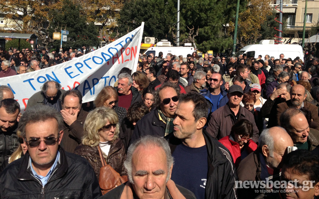 Ένα&#8230; χαλασμένο φαξ ανέβαλε τη δίκη