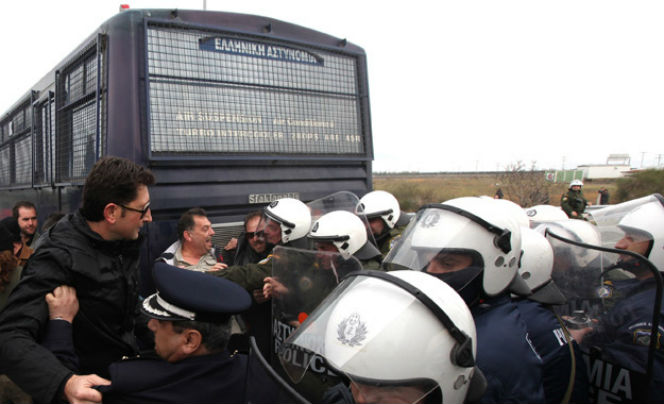 «Οι πολίτες έτσι πονάνε, κύριε»!