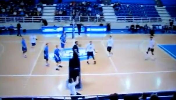 Απίστευτος πόντος σε παιχνίδι βόλεϊ
