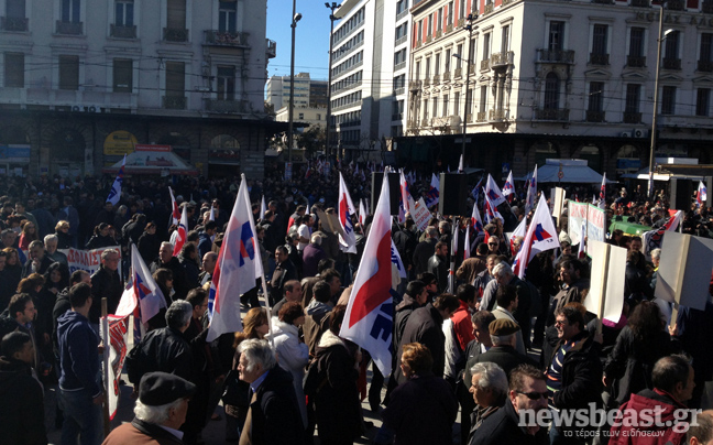 Κλειστοί οι δρόμοι γύρω από την Ομόνοια