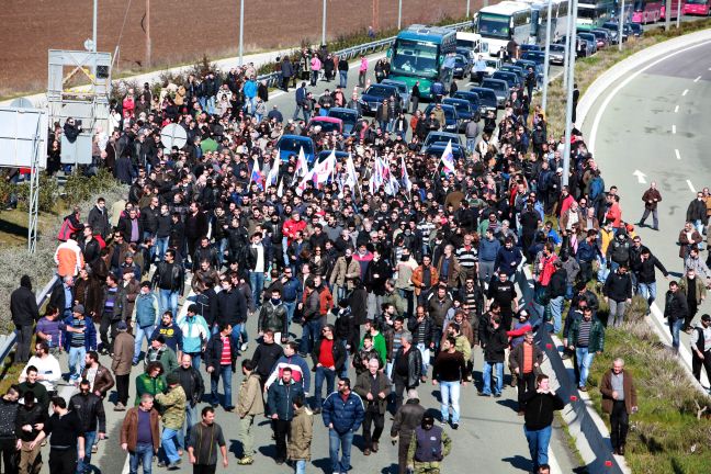 Στα τέλη Ιανουαρίου τοποθετούν το νέο κύκλο κινητοποιήσεών τους οι αγρότες