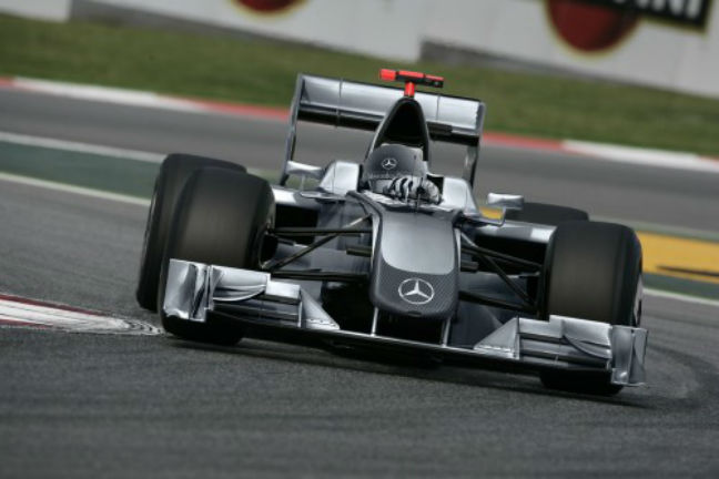 Η Pirelli θα δώσει πληροφορίες στη Mercedes