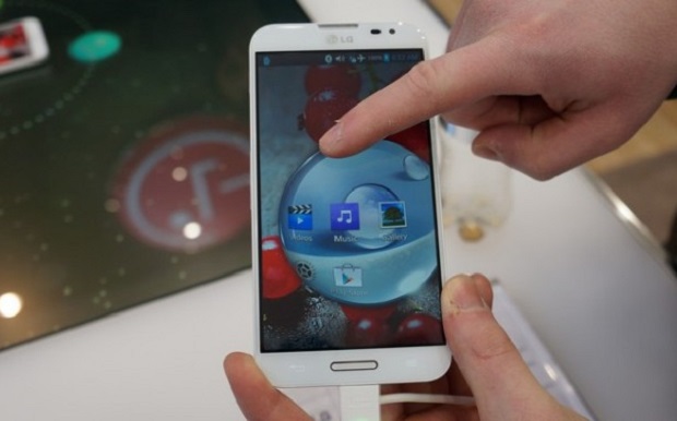 Η LG παρουσίασε το Optimus G Pro