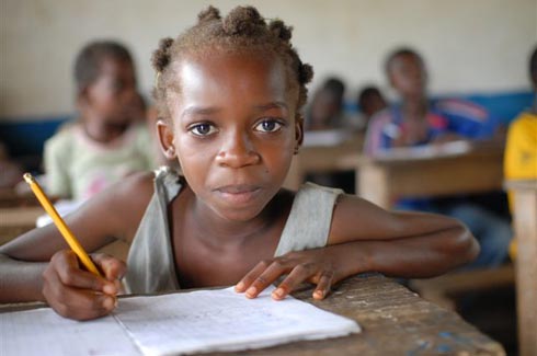 Το ένα τρίτο των παιδιών στο Κονγκό δεν πηγαίνει σχολείο