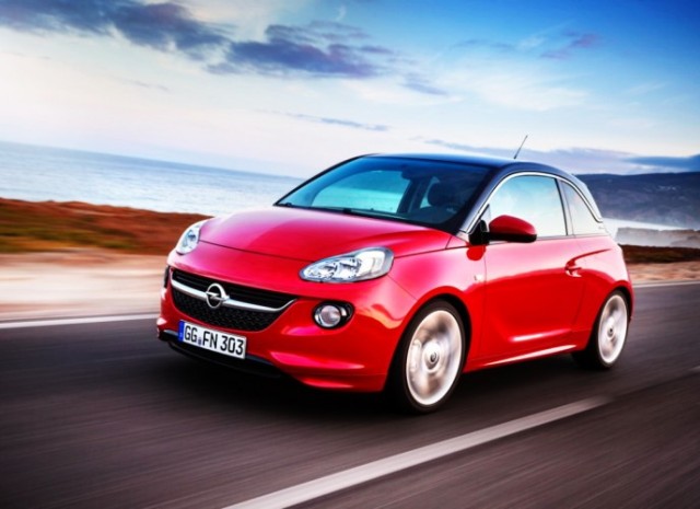 Πρωτιά στο «AutoTrophy 2013» για το Opel Adam