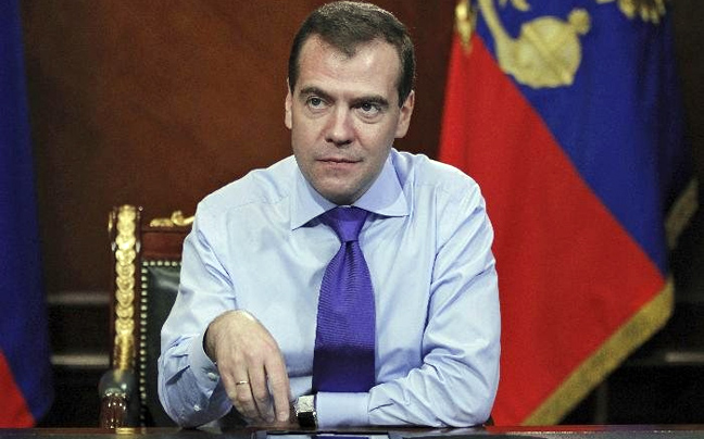 Ελάχιστος ο αντίκτυπος των δυτικών κυρώσεων επιμένει ο Μεντβέντεφ