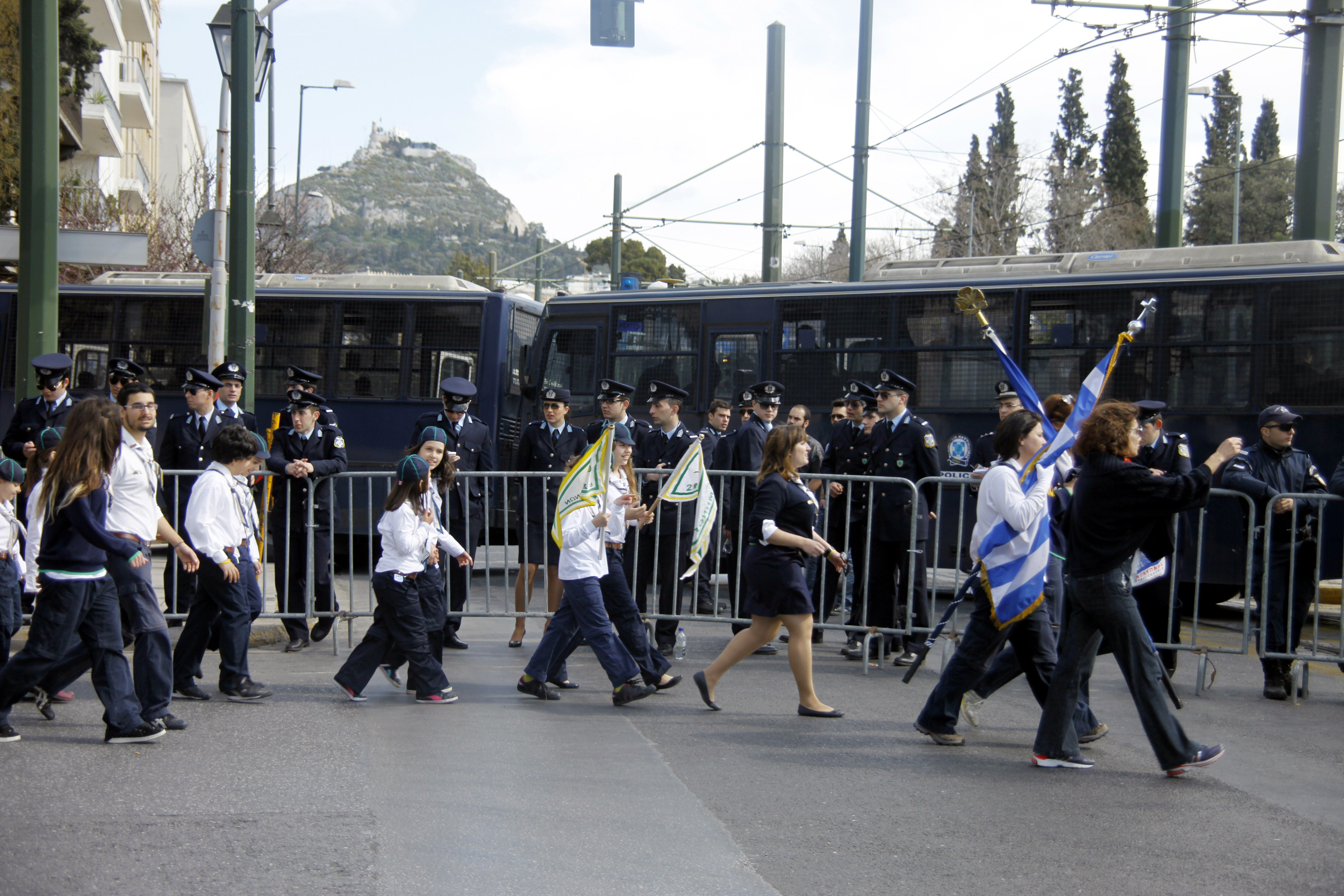 Τρεις χιλιάδες αστυνομικοί επί ποδός για την παρέλαση
