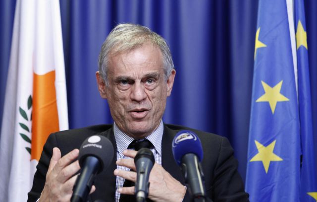 Στο… τσεπάκι το είχε το νομοσχέδιο για το κούρεμα ο Σαρρής