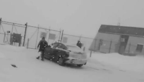 Φυσική ανάγκη όπου να ’ναι;