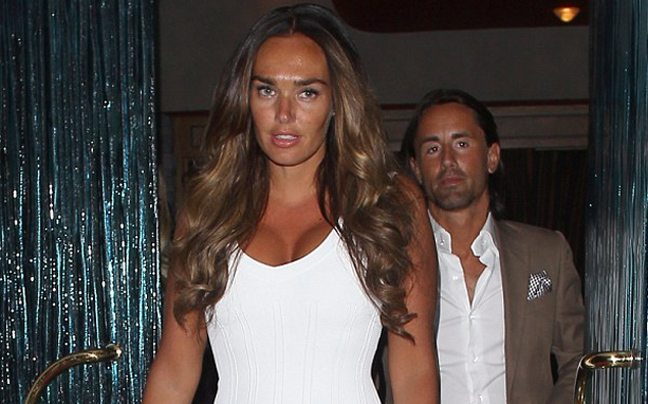 Το τροπικό μαύρισμα της Tamara Ecclestone